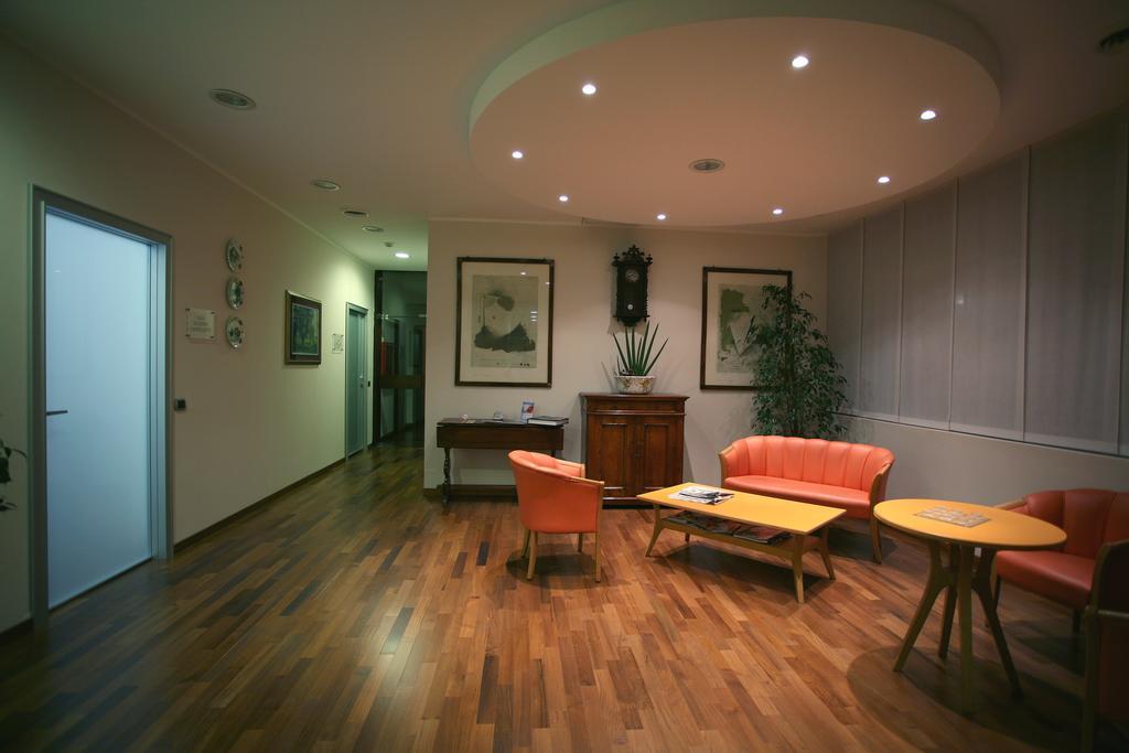 Albergo Anelli Lodi Exterior foto